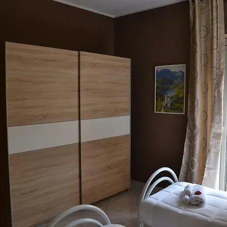 Fiera Apartment Verona